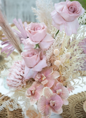 Florals & Greenery 