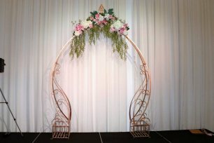 Gold Cinderella Arch With Flowers