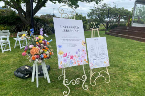 Cream Metal Easel - 1.5m