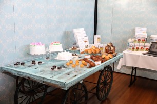 Rustic Market Cart - Aqua