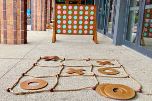 Giant Noughts & Crosses