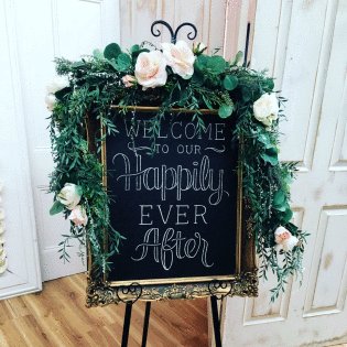 Large Roses & Foliage Garland for Easel - Jessica