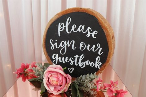 'Please Sign Our Guestbook' Rustic Sign 