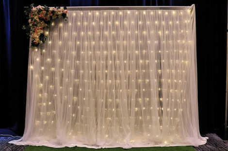 White Ruffle Tulle Backdrop w/Fairy Lights - 3m