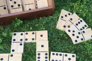 Giant Dominoes