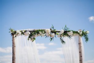 Green & White Artificial Flower Runner - Carrie