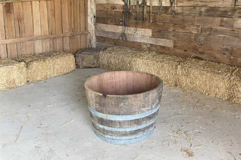 Half Wine Barrel Drinks Tub