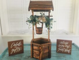 Traditional Wishing Well - with Flowers