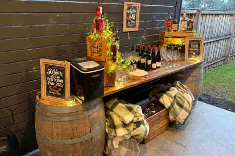 Wine Barrel Bar - Medium