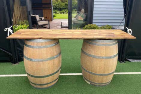 Wine Barrel Bar - Medium