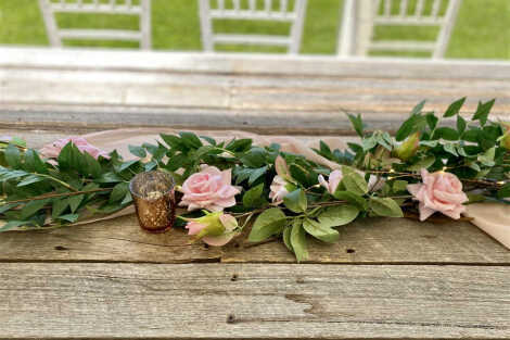 Blush Roses & Foliage Table Garland