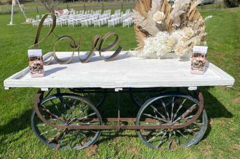 White Vintage Market Cart