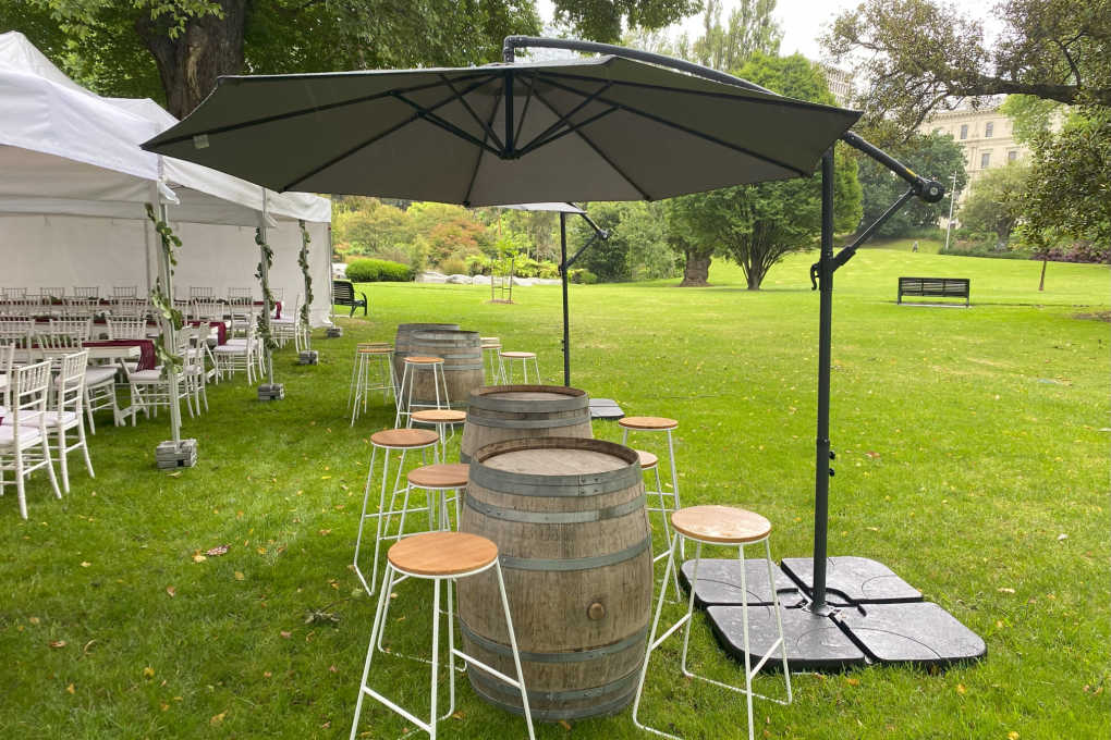 Hire a Cantilever Umbrella (Charcoal) Melbourne Event Hire Country