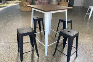 White Tolix Bar Table with Stools - 80cm