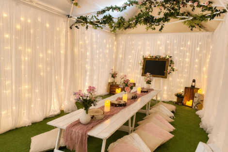 White Tulle Backdrop w/Fairy Lights - L-Shape (6m)