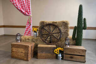 Wooden Wagon Wheel - 60cm