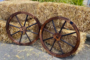 Vintage Wagon Wheel - Wooden