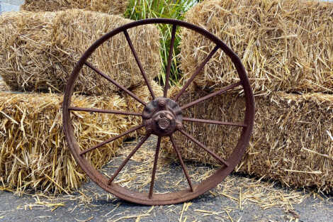 Vintage Wagon Wheel - Metal