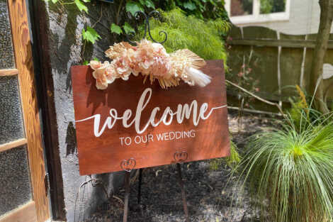 Dried Pink & White Sign Flowers