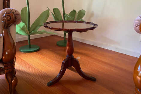 Antique Side Table - Pie-Edge