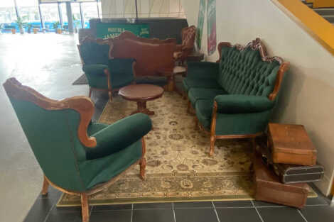 Vintage Rug - Olive & Ivory (L) 3m x 2m