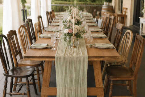 Vintage Dining Collection