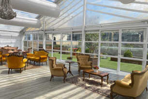 A relaxing Vintage Furniture lounge area at Crown Aviary 